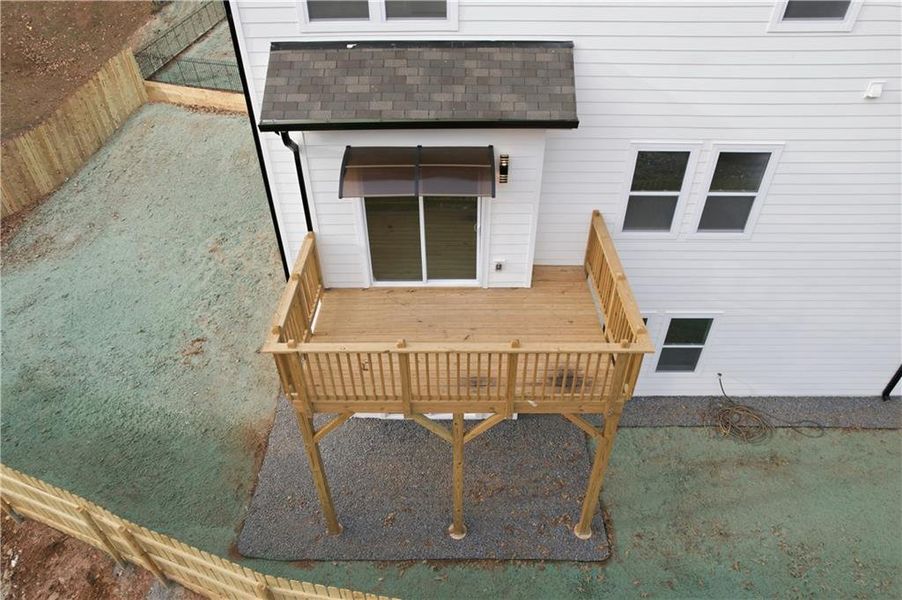 Exterior details and patio area of a home in , Mableton (Image 4).