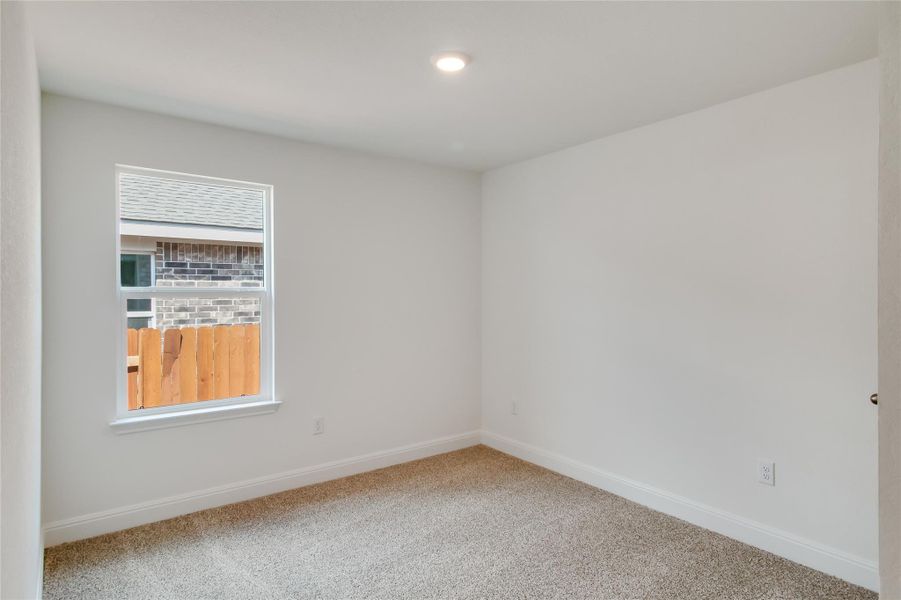 Spacious, unfurnished interior of a new home in Riverview, Georgetown (Image 7).