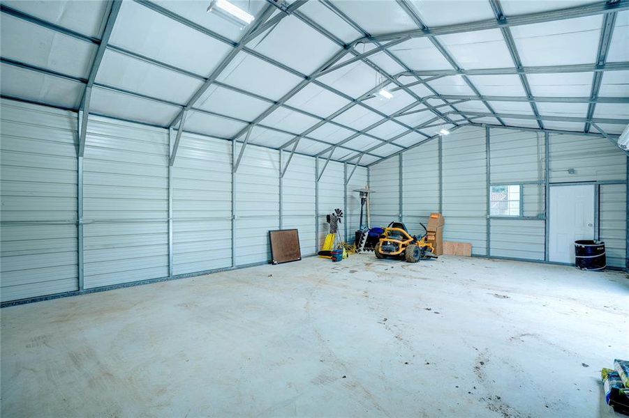 Image 36 of a home in .