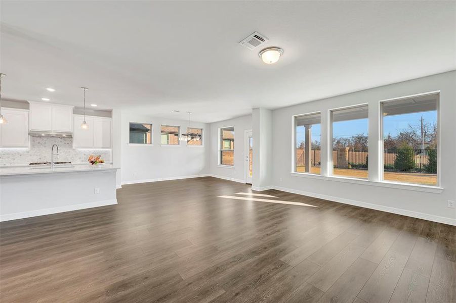 Spacious, unfurnished interior of a new home in Solterra - Garden Series, Mesquite (Image 23).