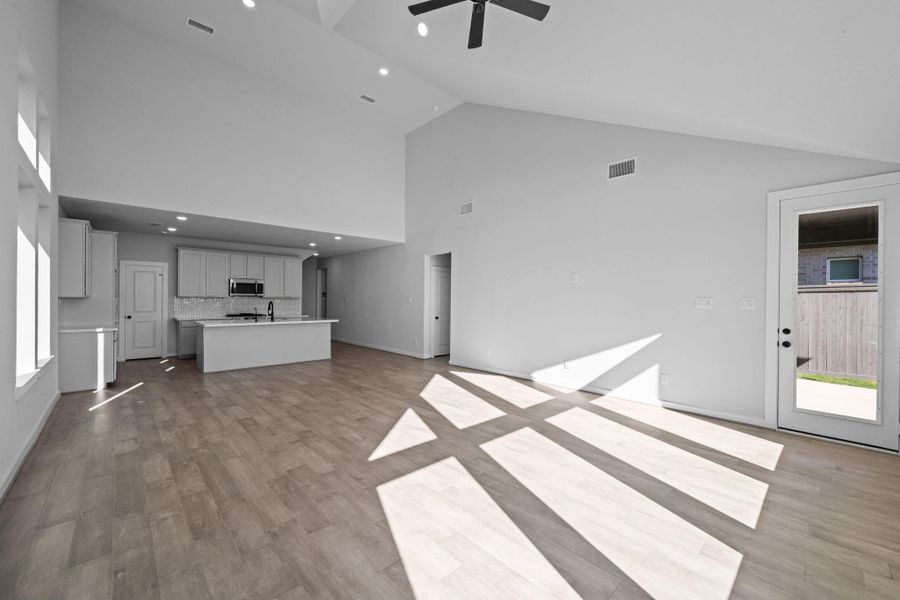 Spacious, unfurnished interior of a new home in Jubilee 45', 70', Hockley (Image 26). Spacious, unfurnished interior of a new home in Jubilee 45', 70', Hockley (Image 26).