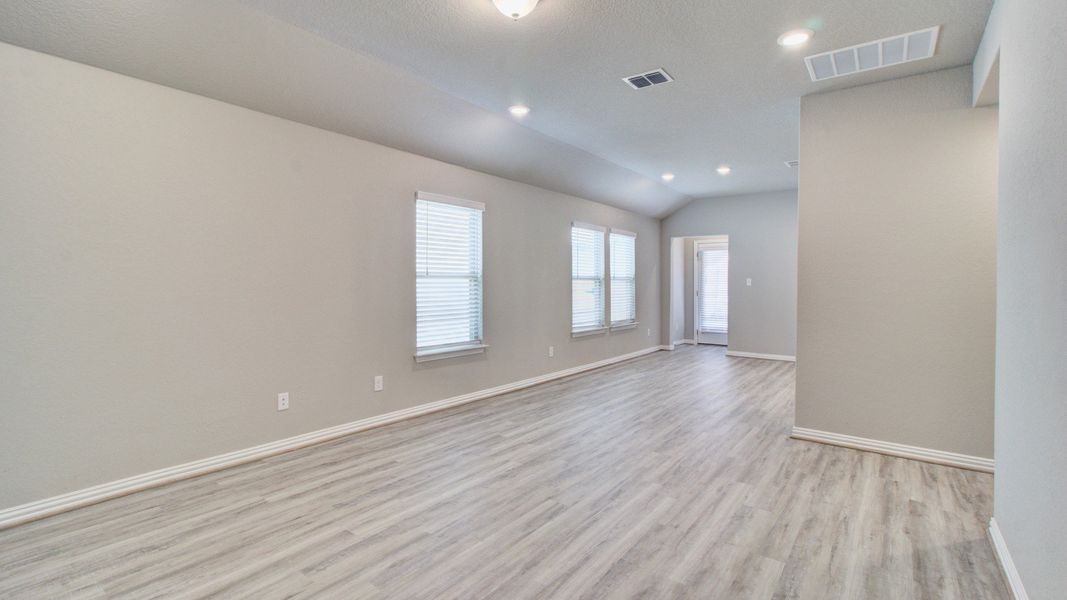 Representative furnished interior of a home built from the Compass by Brightland Homes in Mostyn Springs, Magnolia (Image 4).