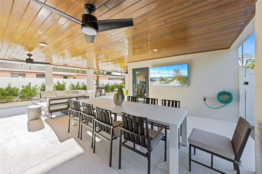 Community amenities in , Sarasota (Image 76).