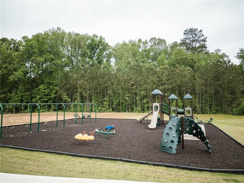 Community amenities in Crossvine Village, LaGrange (Image 8).