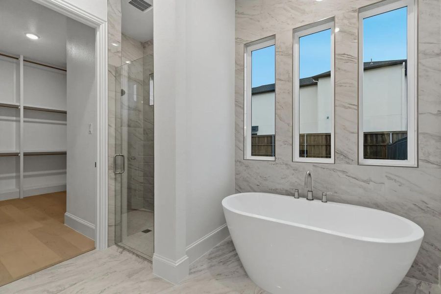The Elmsdale IV A Primary Suite Bathroom