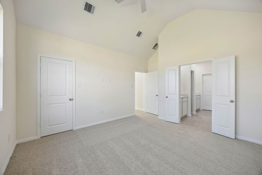 Spacious, unfurnished interior of a new home in Riviera Pines, Huffman (Image 23). Spacious, unfurnished interior of a new home in Riviera Pines, Huffman (Image 23).