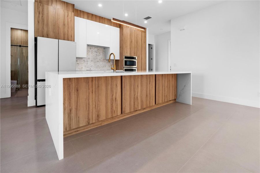 Furnished interior view inside a new home in , Cape Coral (Image 8).