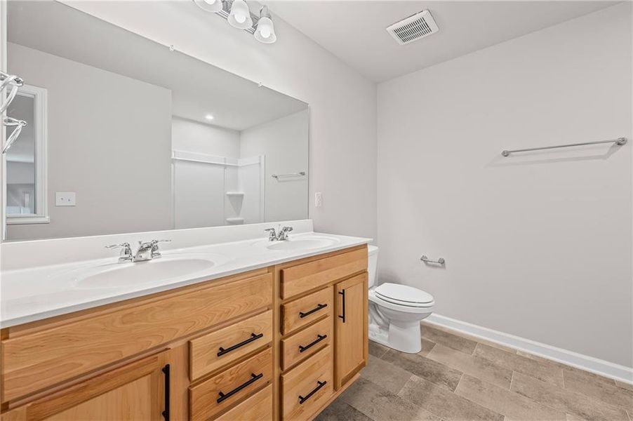 Furnished interior view inside a new home in Hawthorne Ridge, McDonough (Image 15).