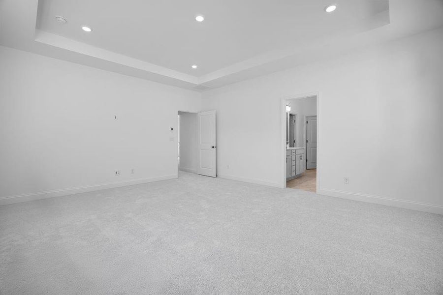 Spacious, unfurnished interior of a new home in Bailey Fence, Dacula (Image 17).