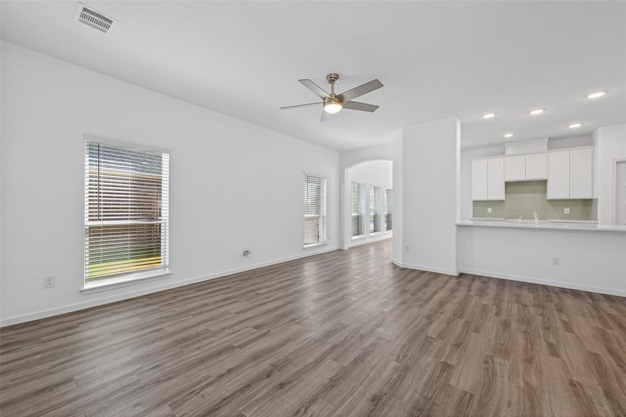 Spacious, unfurnished interior of a new home in Enclave at Willis, Willis (Image 22).