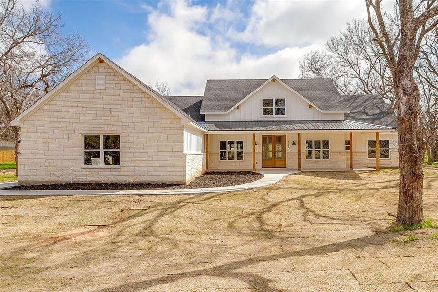 Image 37 of a home in . Image 37 of a home in .