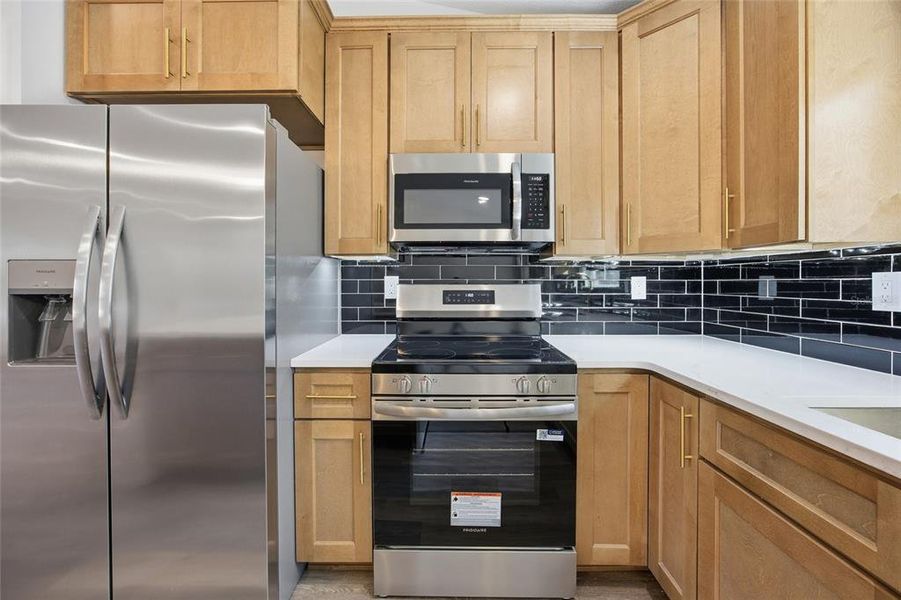 Furnished interior view inside a new home in , Ocala (Image 6).