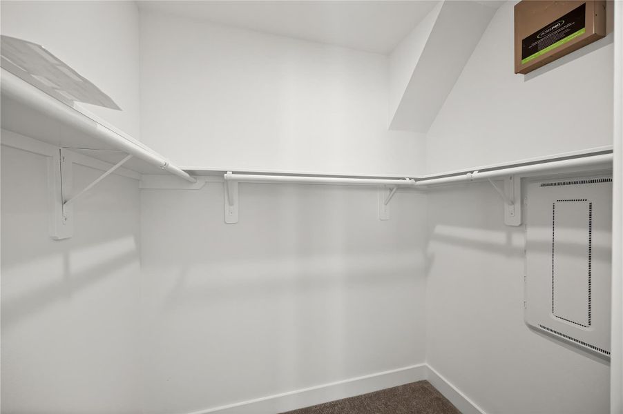 Spacious, unfurnished interior of a new home in River Ranch Meadows, Dayton (Image 17).