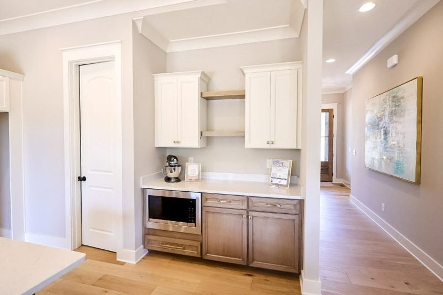 Furnished interior view inside a new home in Creekside, Cleveland (Image 40).