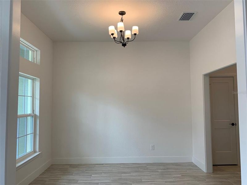 Spacious, unfurnished interior of a new home in Pine Ridge, Beverly Hills (Image 7).