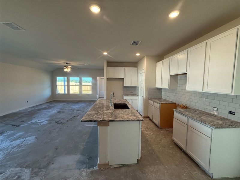 Furnished interior view inside a new home in Cielo, Conroe (Image 6). Furnished interior view inside a new home in Cielo, Conroe (Image 6).