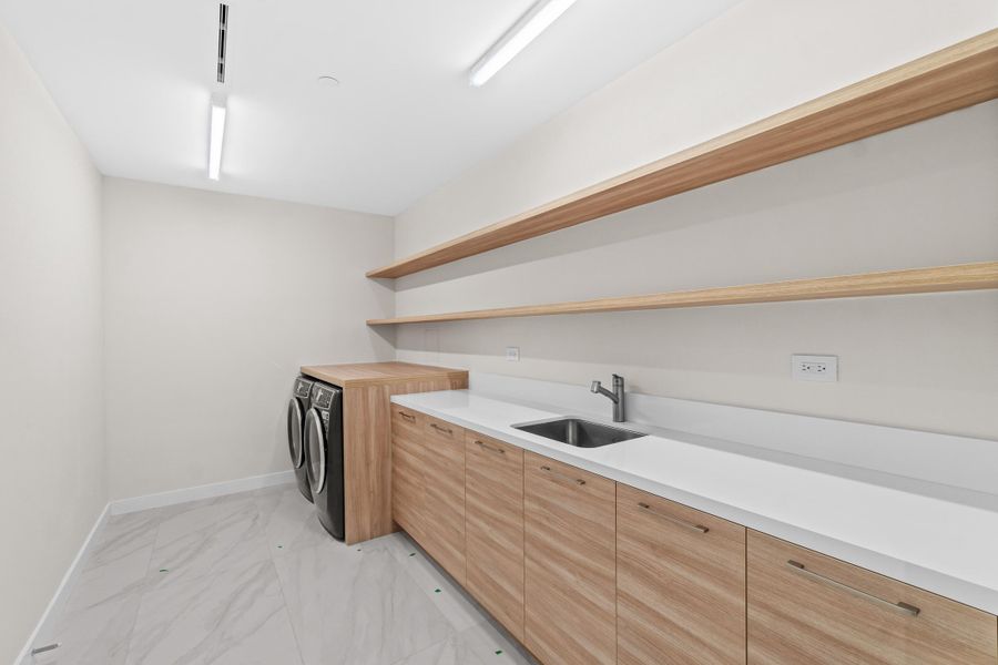 Large Laundry Room Large Laundry Room