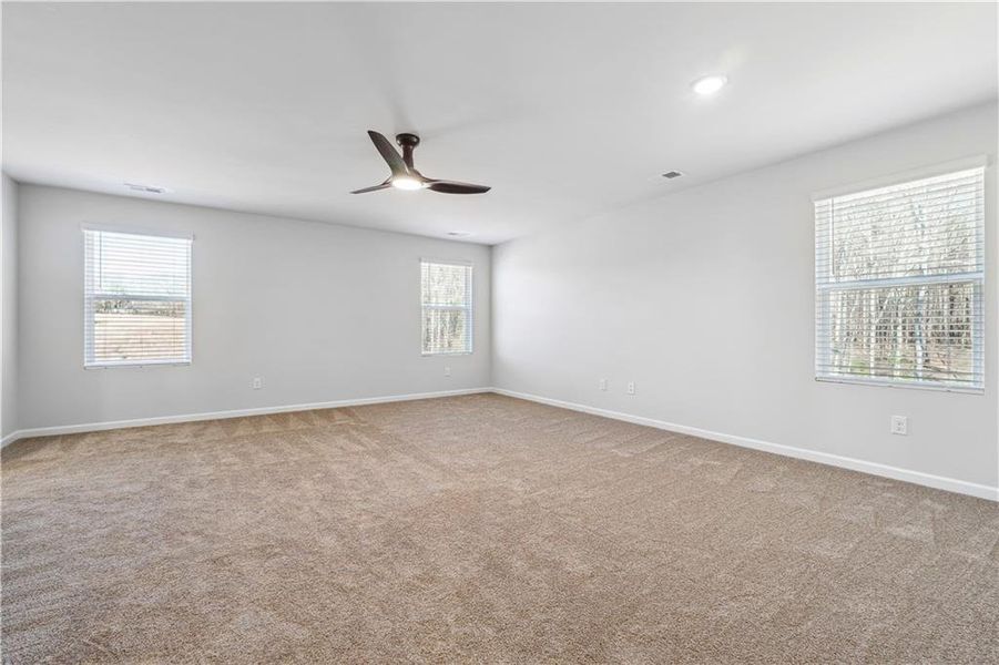 Spacious, unfurnished interior of a new home in Conner Springs, Social Circle (Image 15).