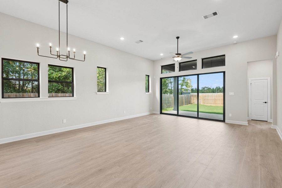 Spacious, unfurnished interior of a new home in Colton 45' Homesites, Todd Mission (Image 19).