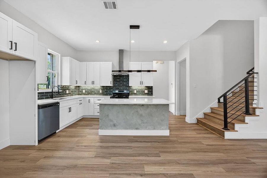 Furnished interior view inside a new home in , Fort Worth (Image 11).
