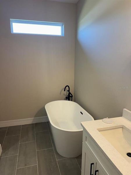 Furnished interior view inside a new home in , Ocala (Image 9).