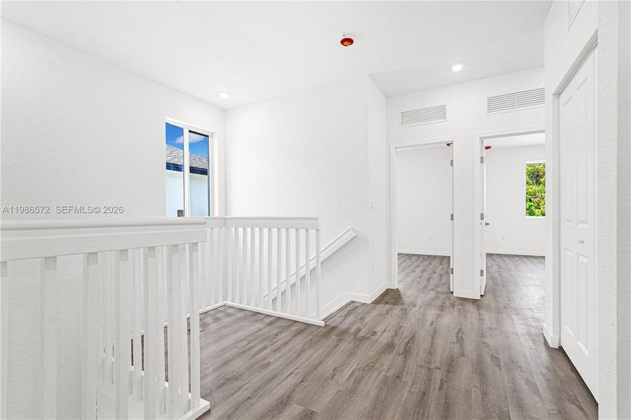 Spacious, unfurnished interior of a new home in , Miami (Image 63).