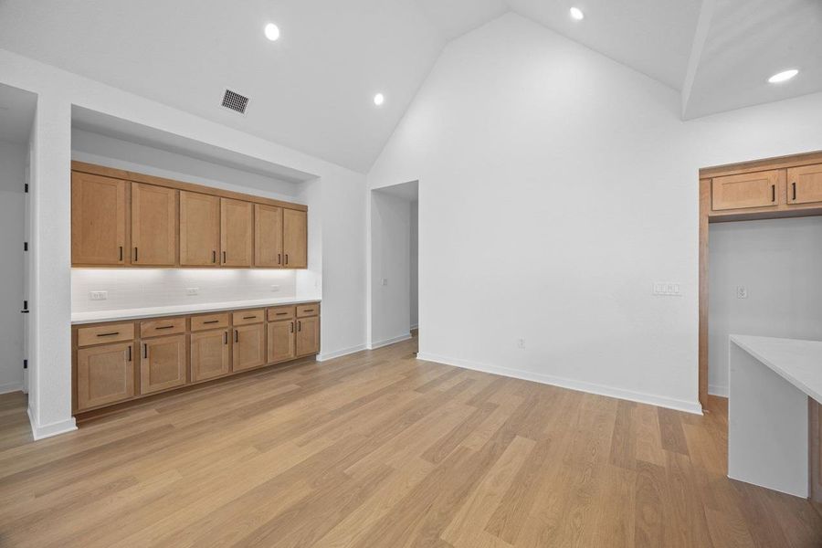 Spacious, unfurnished interior of a new home in Easton Park, Austin (Image 18).