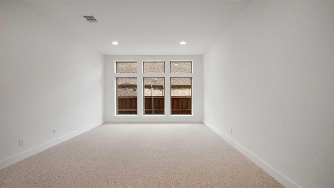 Spacious, unfurnished interior of a new home in Hillstead, Lavon (Image 24).