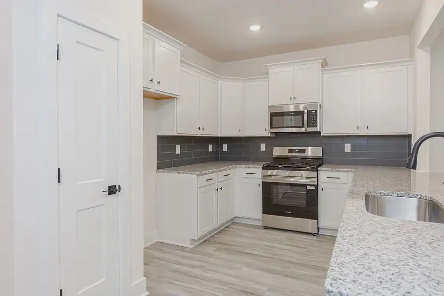 Furnished interior view inside a new home in Parkstone Place Townhomes, Roebuck (Image 6). Furnished interior view inside a new home in Parkstone Place Townhomes, Roebuck (Image 6).