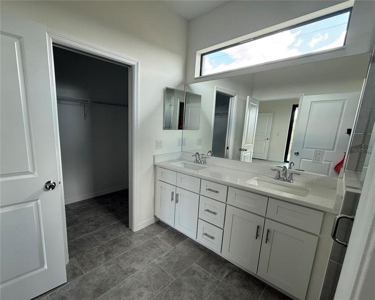 Furnished interior view inside a new home in , Cape Coral (Image 7).