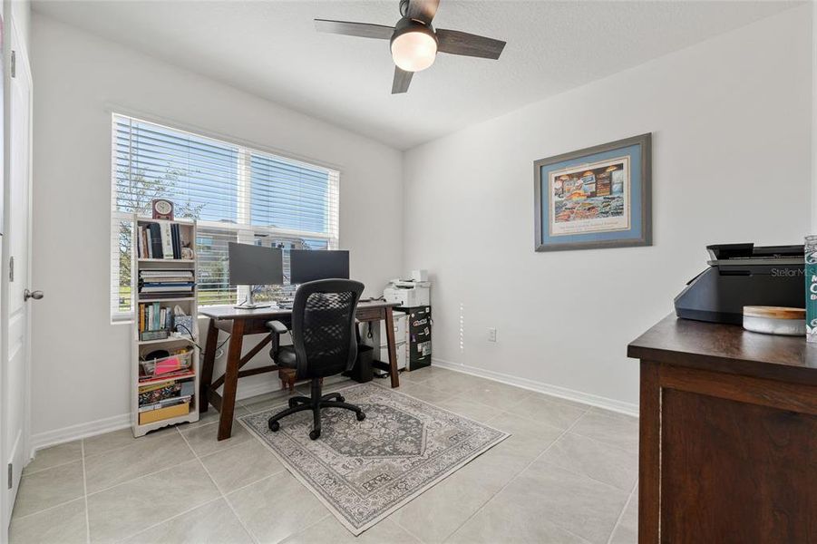 Furnished interior view inside a new home in Oak Pointe, Apopka (Image 18).