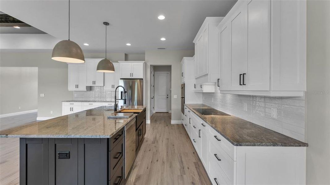 Furnished interior view inside a new home in , Lakeland (Image 16).