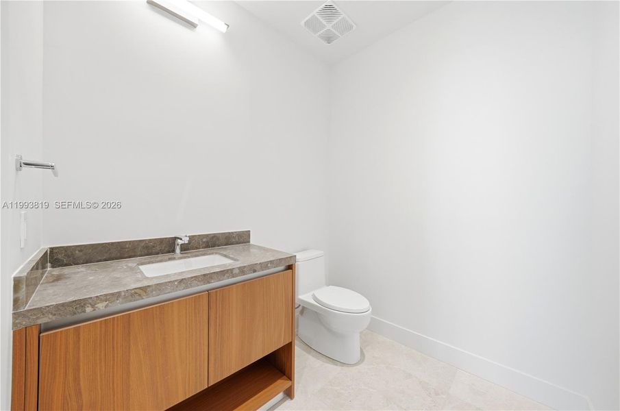 Image 42 of a home in .