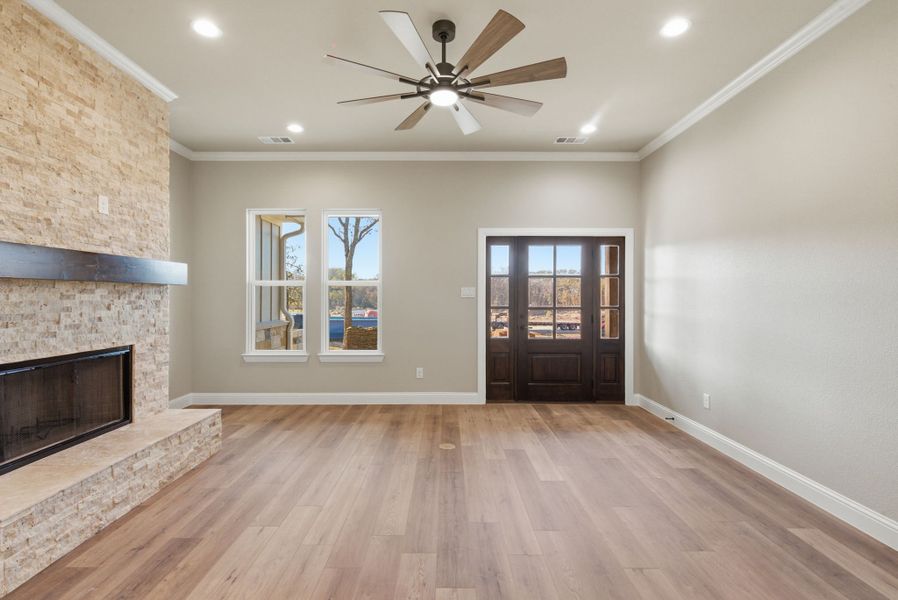 Representative unfurnished interior of a home built from the Canyon Plan by Zeal Home Builders in Sunrise Point, Weatherford (Image 33).
