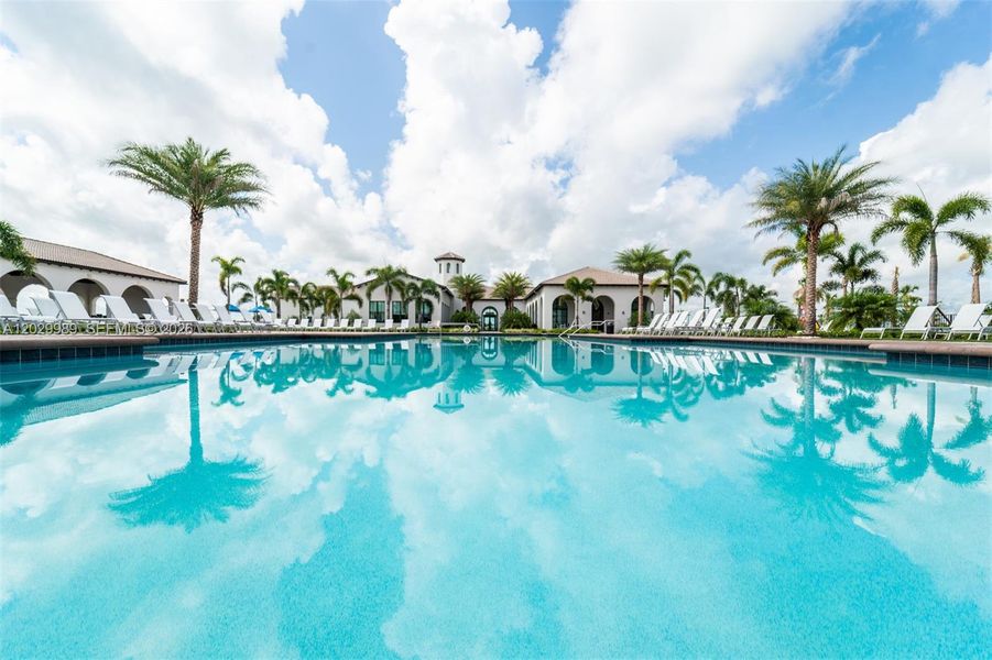 Resort Style Pool