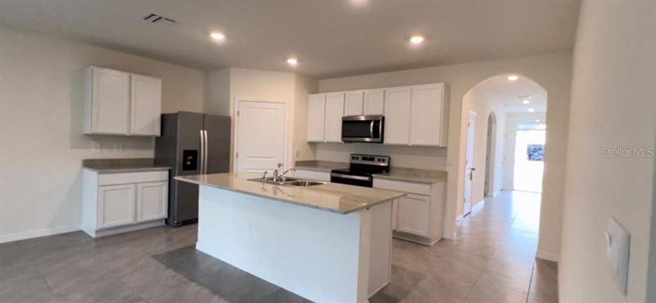 Furnished interior view inside a new home in Lake Diamond, Ocala (Image 3).