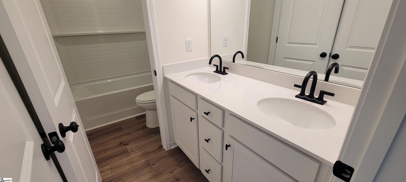 Image 38 of a home in Halton Oaks.