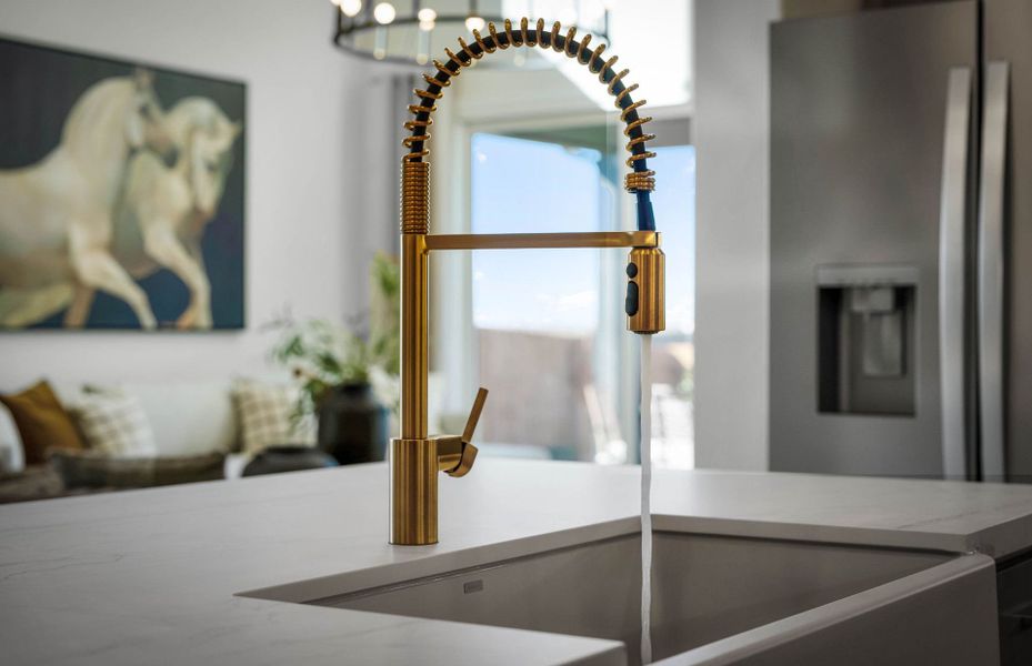 Representative interior finishes for a home built from the Sanford by Pulte Homes in Kuempel Farms, Pflugerville (Image 73).