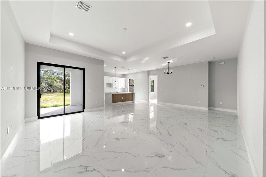 Spacious, unfurnished interior of a new home in , Lehigh Acres (Image 21).