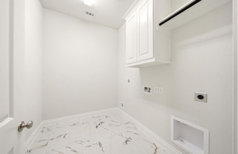 Spacious, unfurnished interior of a new home in The Woodlands Hills 65′, Willis (Image 29).