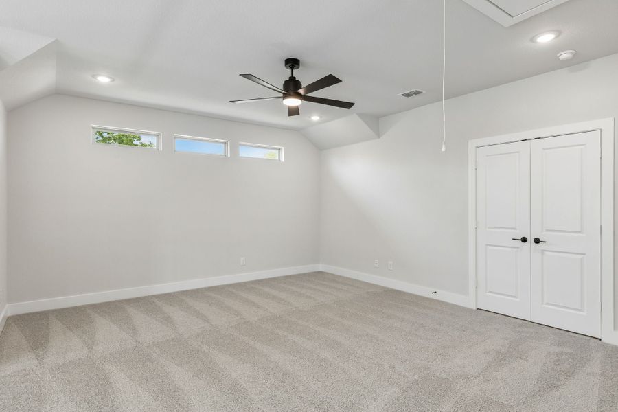 Spacious, unfurnished interior of a new home in Painted Tree Lakeside, McKinney (Image 32). Spacious, unfurnished interior of a new home in Painted Tree Lakeside, McKinney (Image 32).