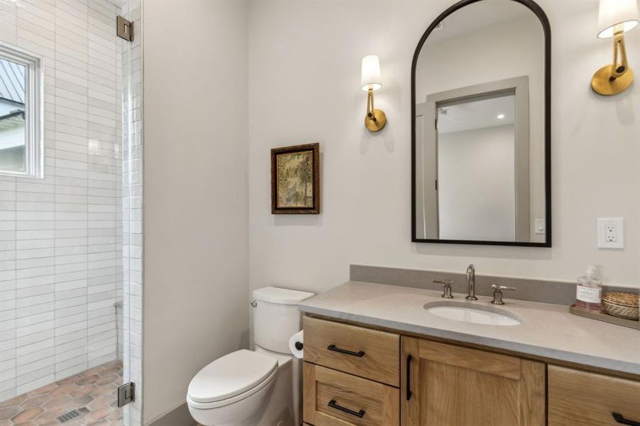 Furnished interior view inside a new home in , Malakoff (Image 16).