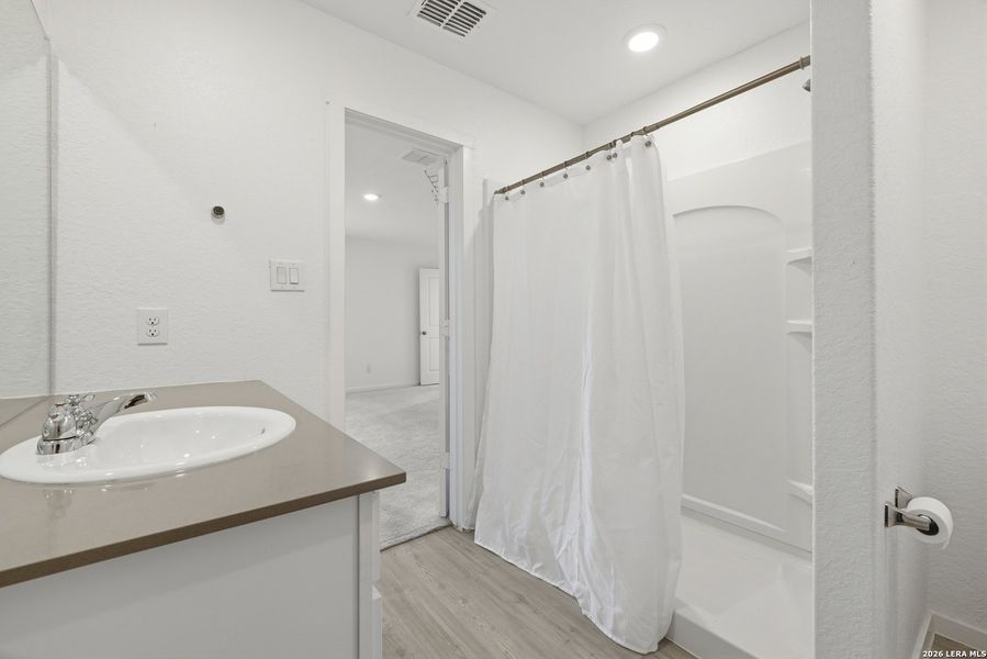 Furnished interior view inside a new home in Friendship Oaks, Fredericksburg (Image 10).