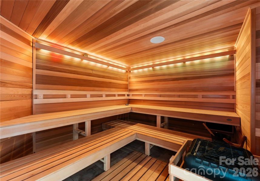 Community amenities in , Cornelius (Image 36).