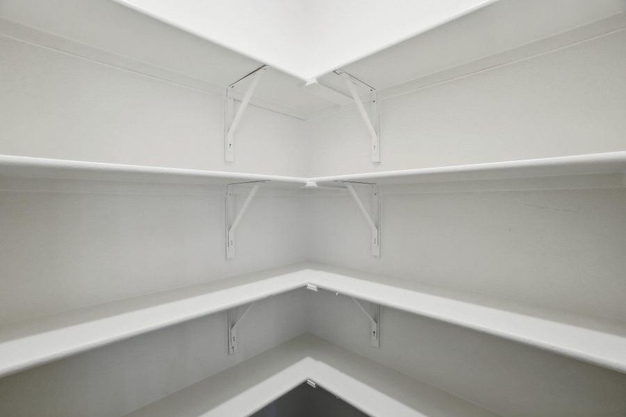 Spacious, unfurnished interior of a new home in Sunset Oaks, Maxwell (Image 22).