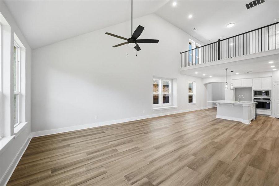 Spacious, unfurnished interior of a new home in Bel Air Village: 40ft. lots, Sherman (Image 17). Spacious, unfurnished interior of a new home in Bel Air Village: 40ft. lots, Sherman (Image 17).