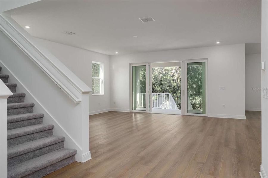 Spacious, unfurnished interior of a new home in , St. Petersburg (Image 27). Spacious, unfurnished interior of a new home in , St. Petersburg (Image 27).