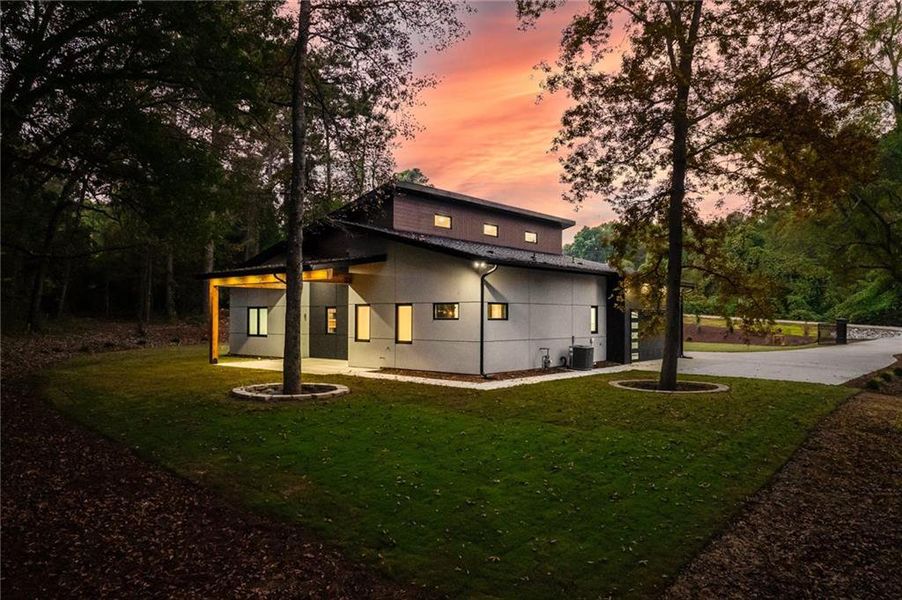 Image 69 of a home in .