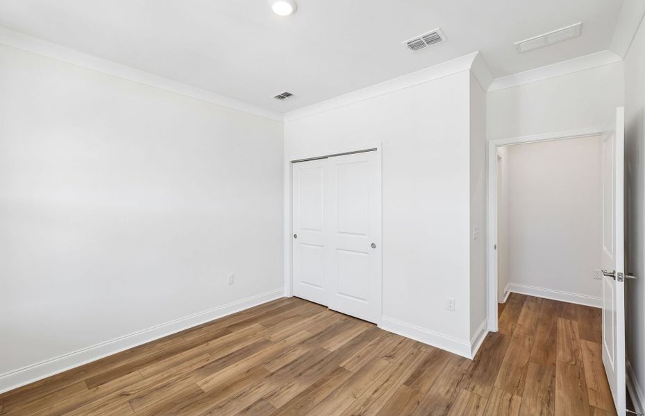 Spacious, unfurnished interior of a new home in Del Webb Southern Harmony, Murfreesboro (Image 30).