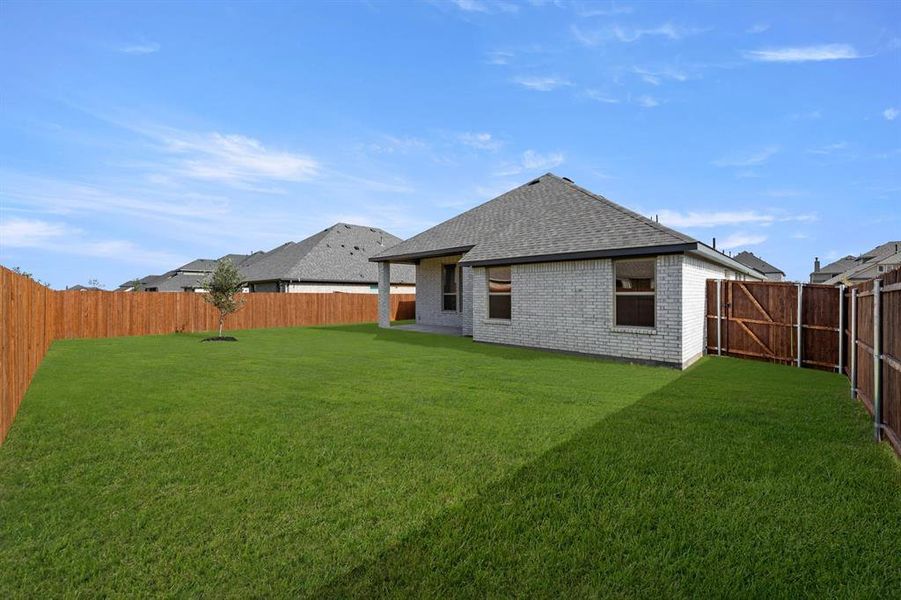 1107 Worthington-Front-1-2 1107 Worthington-Front-1-2